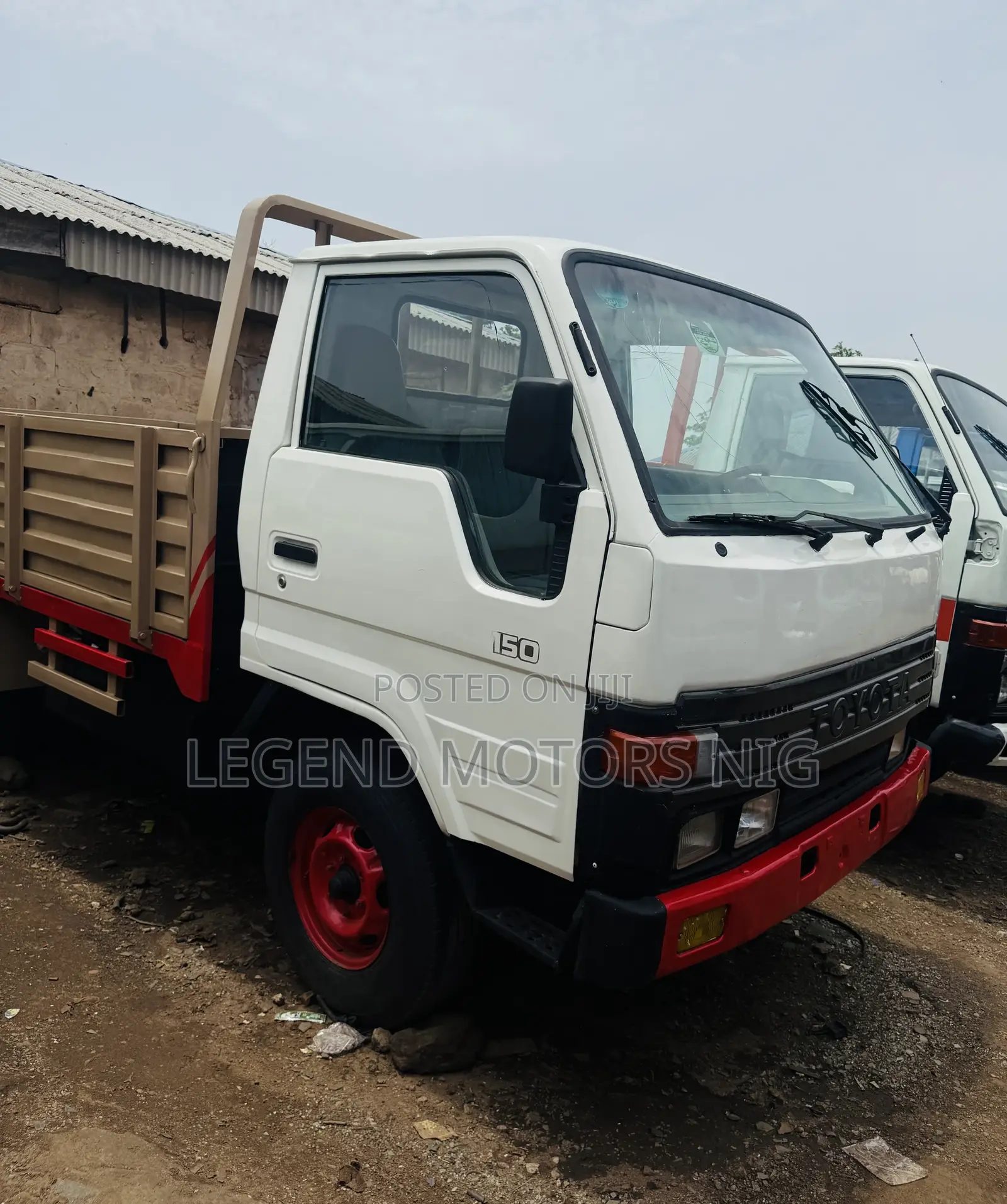 Toyota Dyna 150 Nigeria Used 1999 2.4 Liter