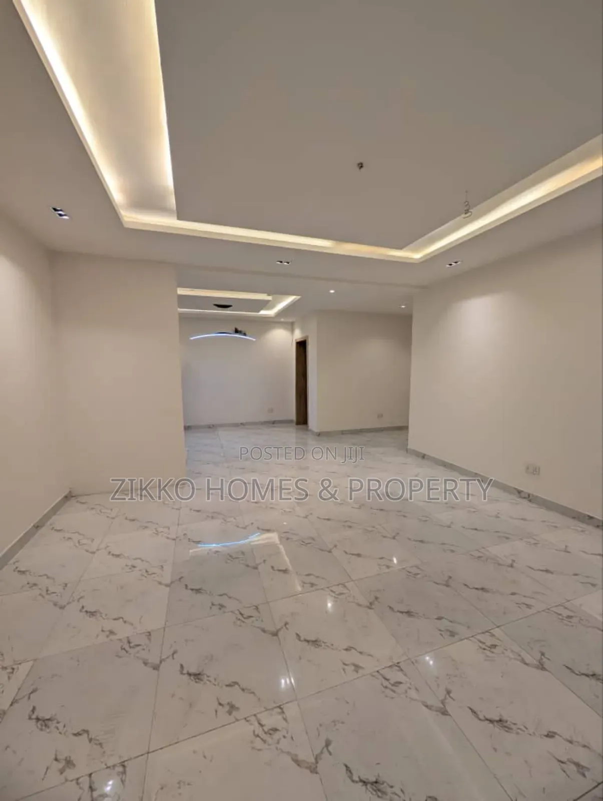 3bdrm Apartment in Chevron Drive, Lekki for sale