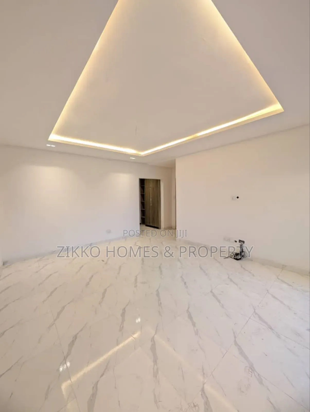 3bdrm Apartment in Chevron Drive, Lekki for sale