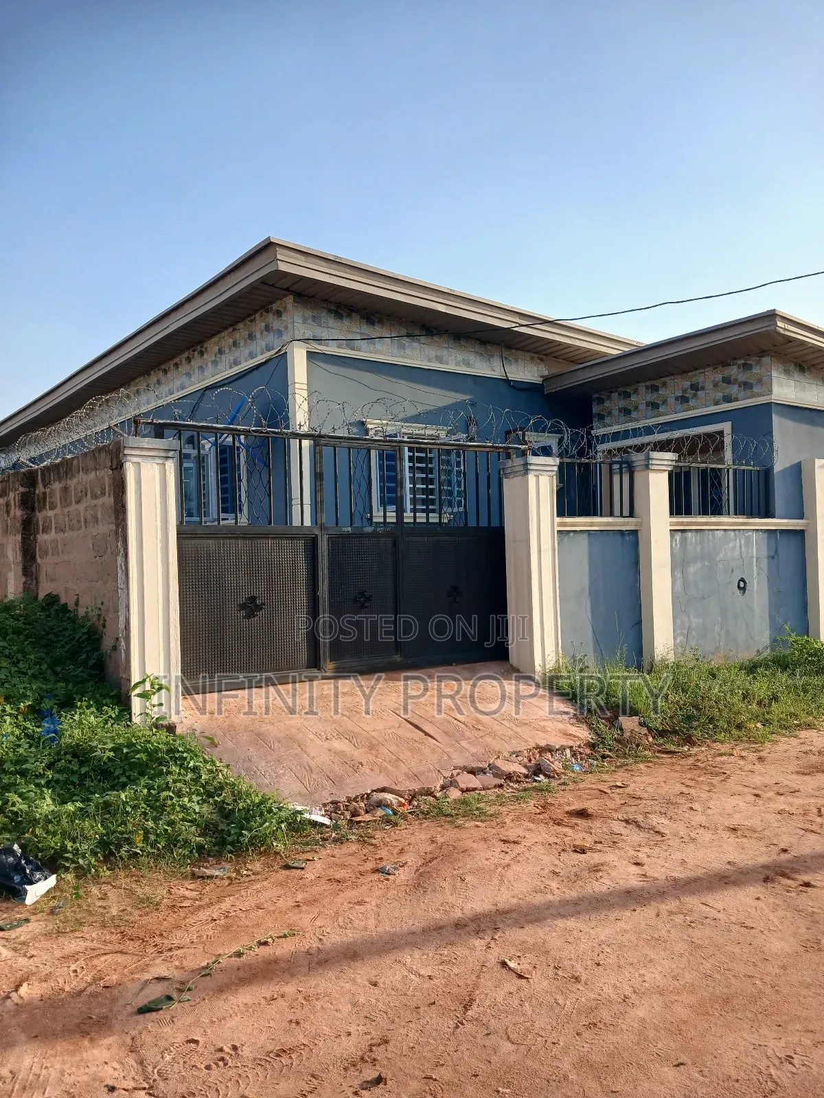 2bdrm Block of Flats in Obe, Benin City for sale