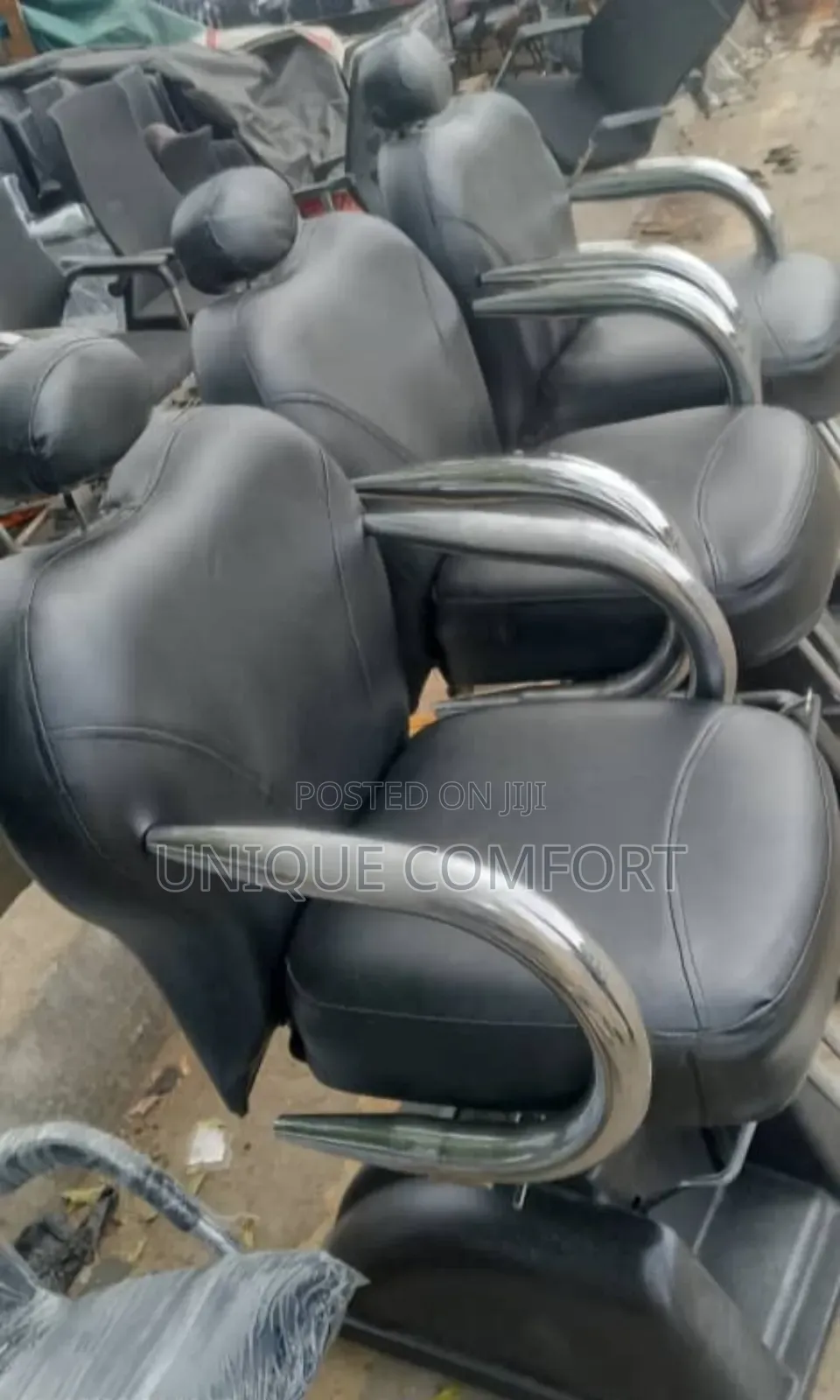 Imported Executive Salon Rolling Barber Chair ( Each)
