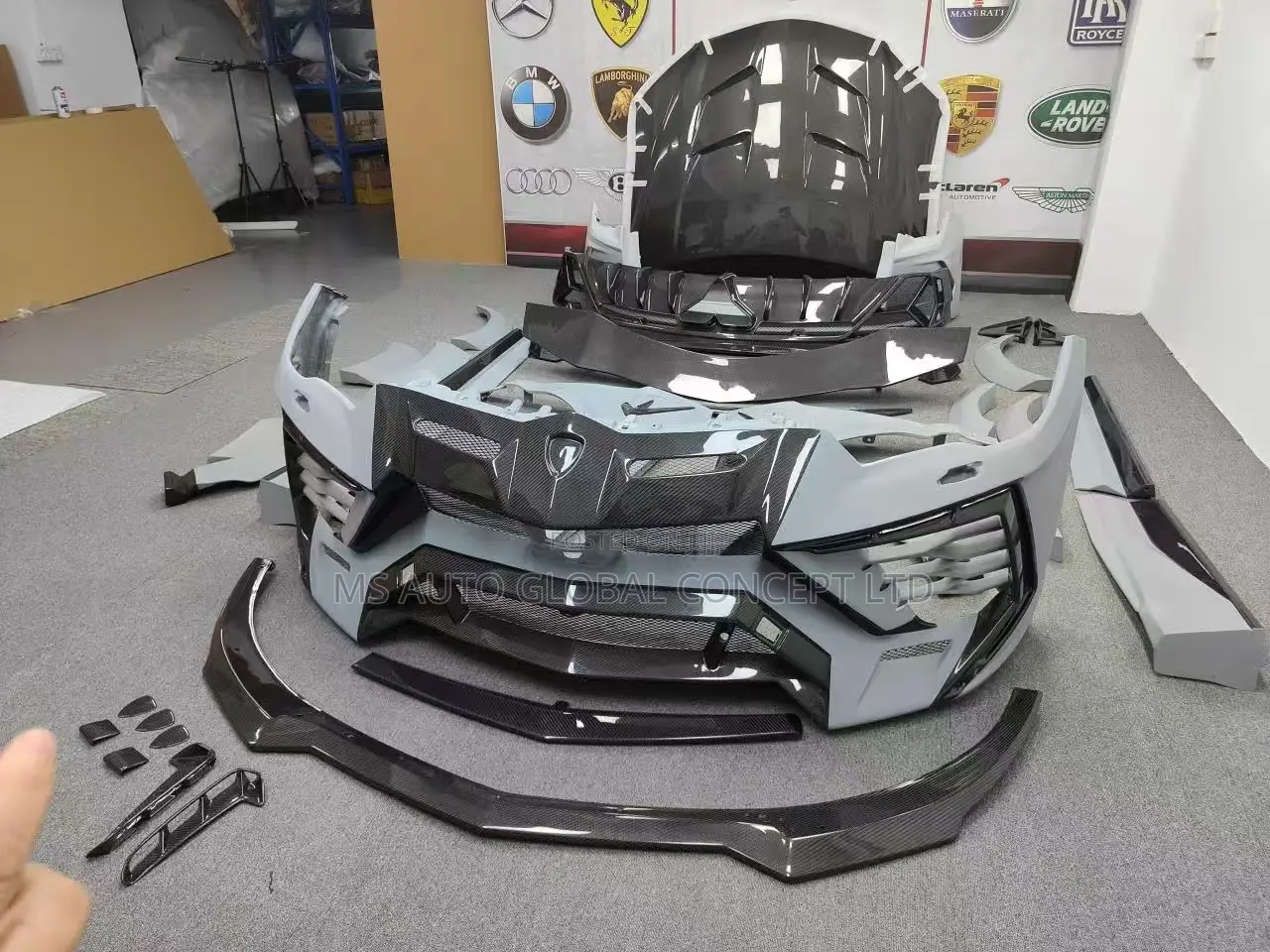 Lamborghini Urus Missionary Body Kit