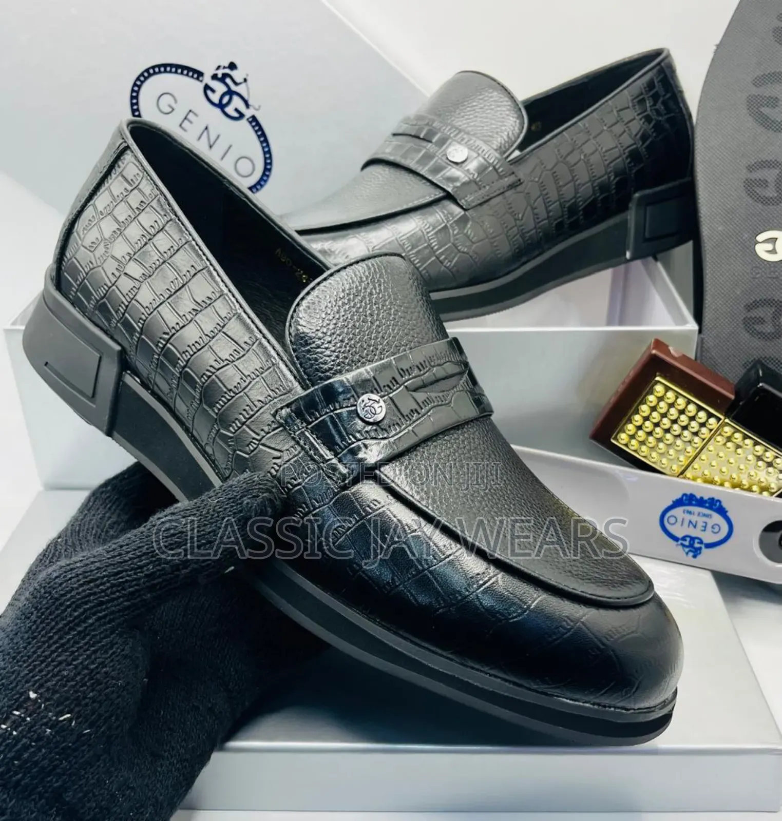 Plain Back Italian Genio Shoe