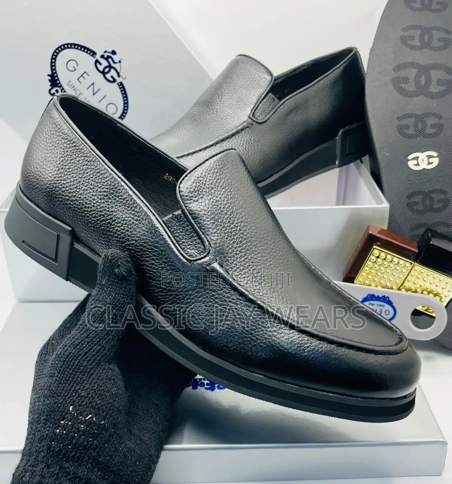 Plain Back Italian Genio Shoe