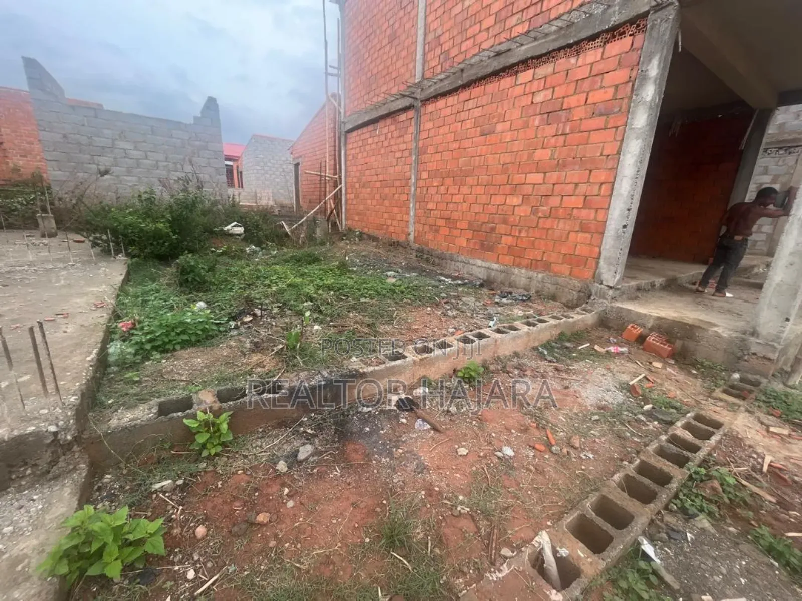 Warehouse Plot for Sale at Building Material Market Kubwa