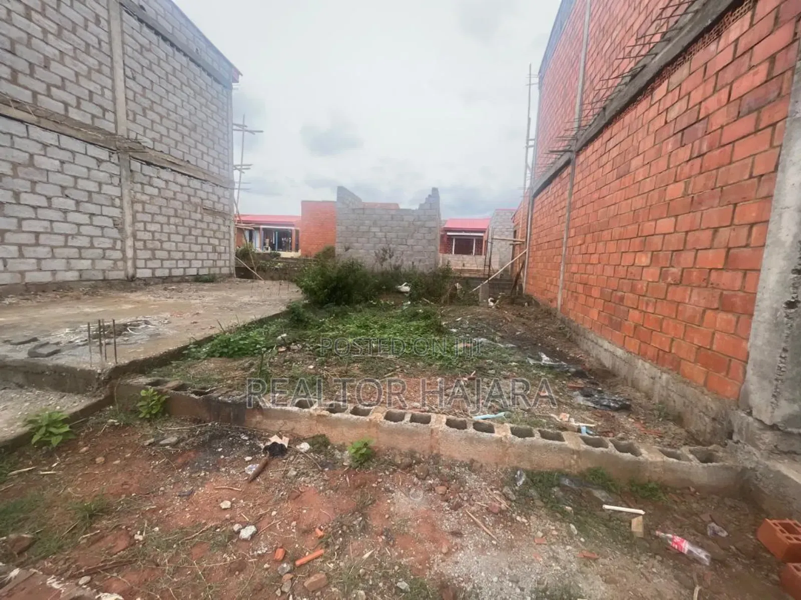 Warehouse Plot for Sale at Building Material Market Kubwa
