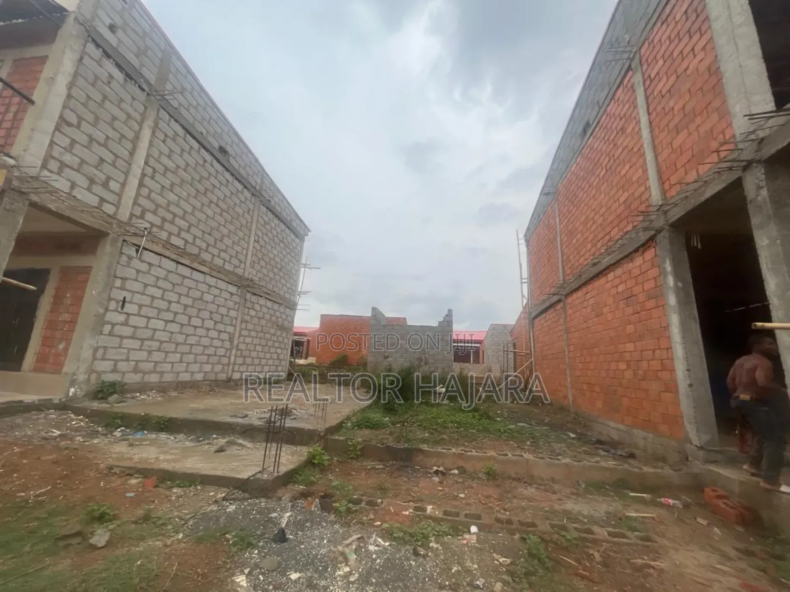 Warehouse Plot for Sale at Building Material Market Kubwa