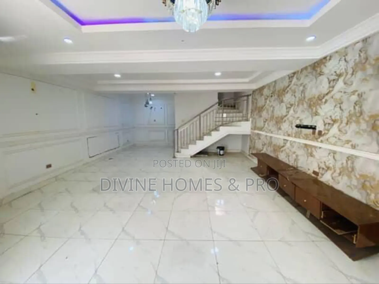 4bdrm Duplex in Kaura for sale
