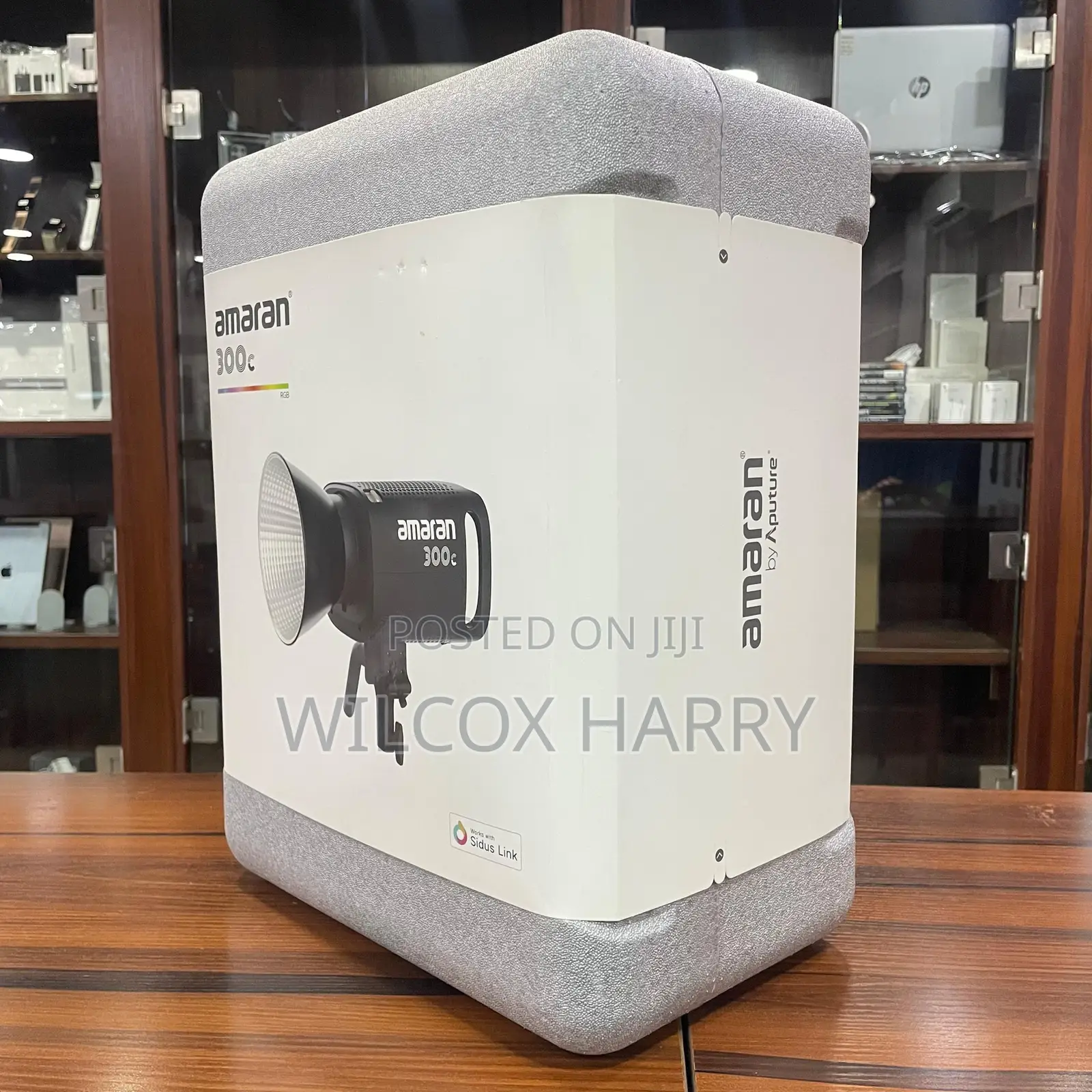 Amaran 300c 300w RGBWW Full-Color Bowens Mount Led Light