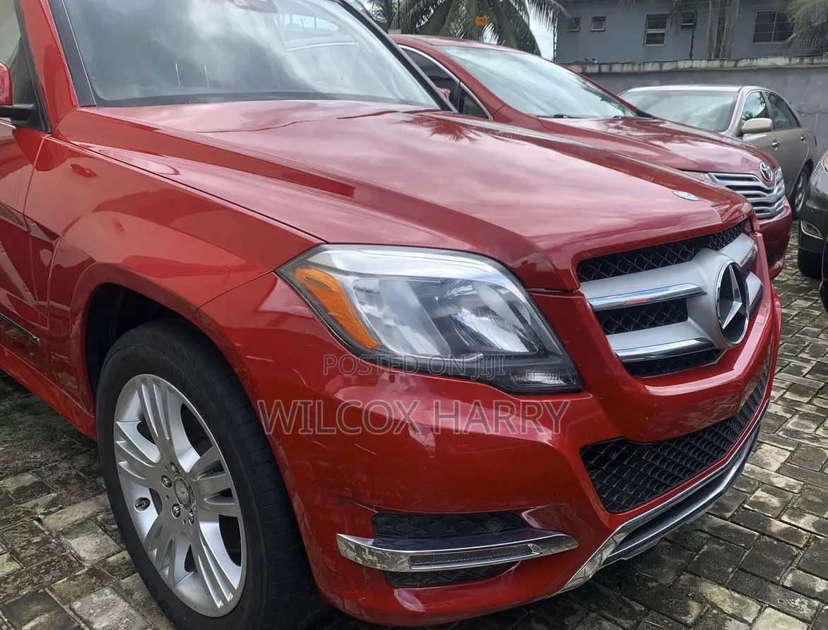 Mercedes-Benz GLK-Class Base GLK 250 BlueTEC 4dr AWD 4MATIC (2.1L 4cyl)