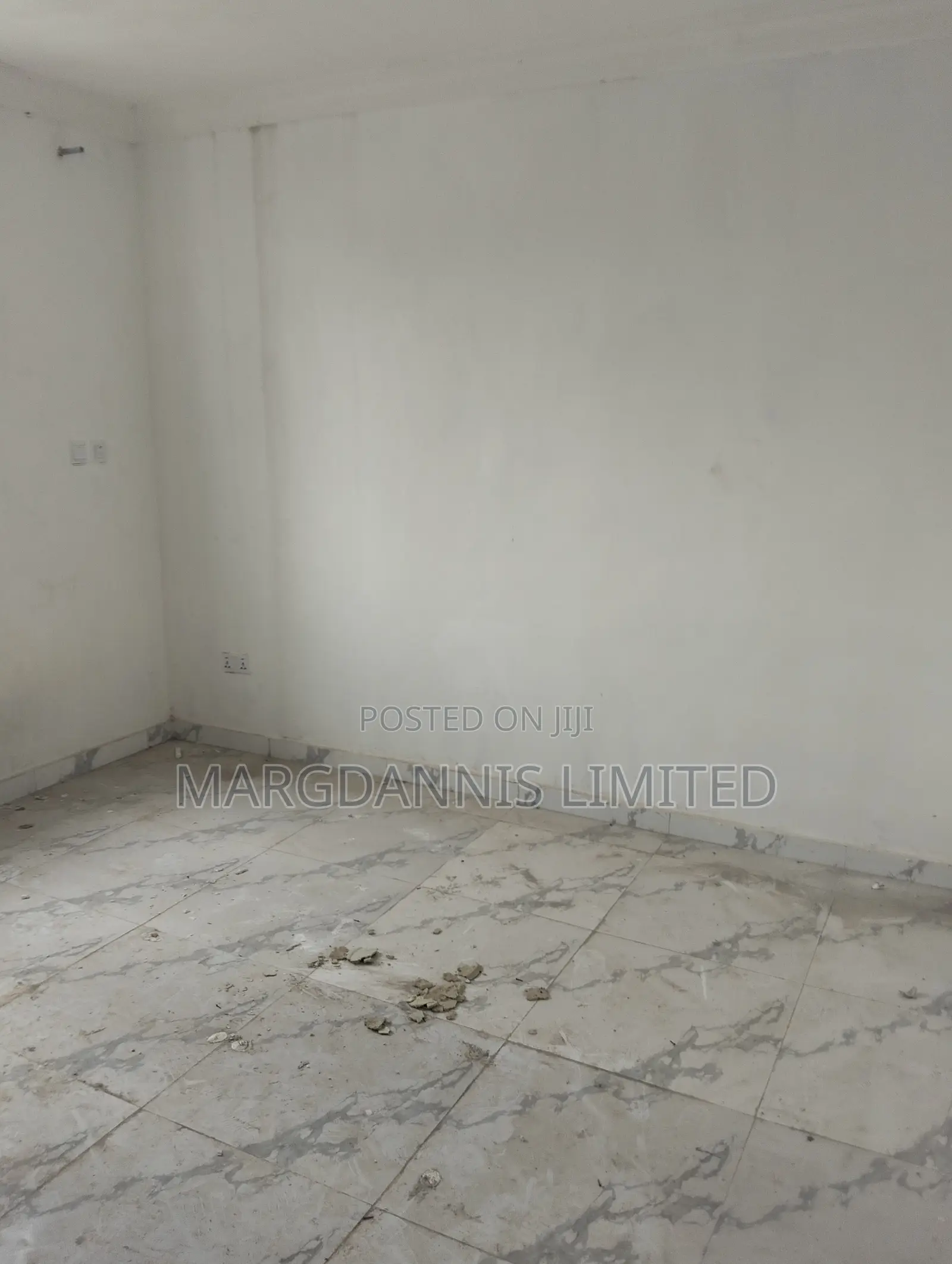 3bdrm Duplex in Fashola Estate, Ibeshe / Ikorodu for sale