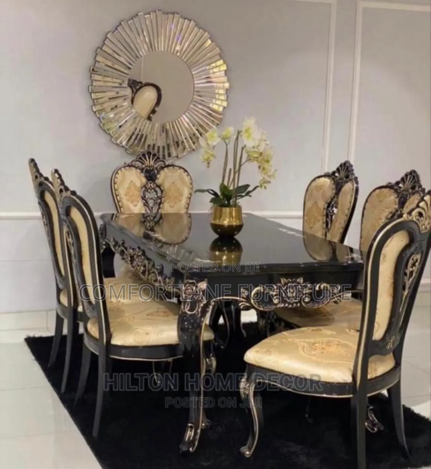 Royal Dining Set by 6