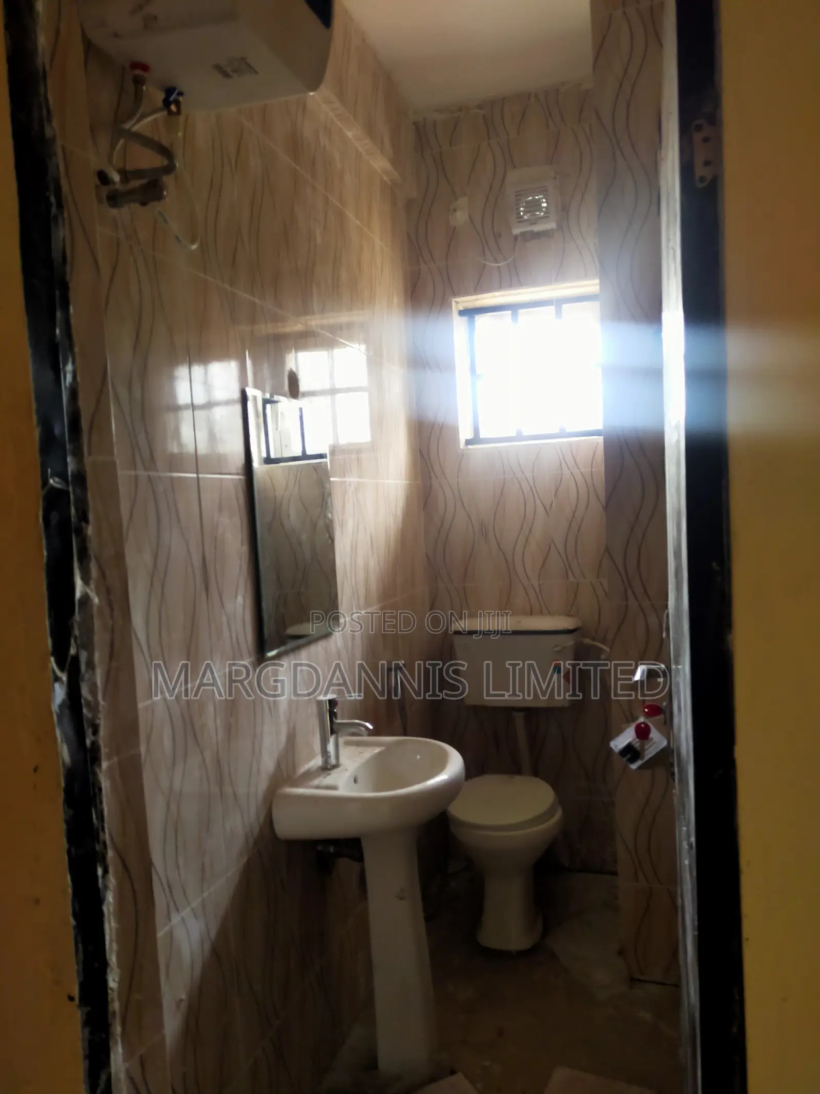 2bdrm Block of Flats in Fashola Estate, Ibeshe / Ikorodu for rent