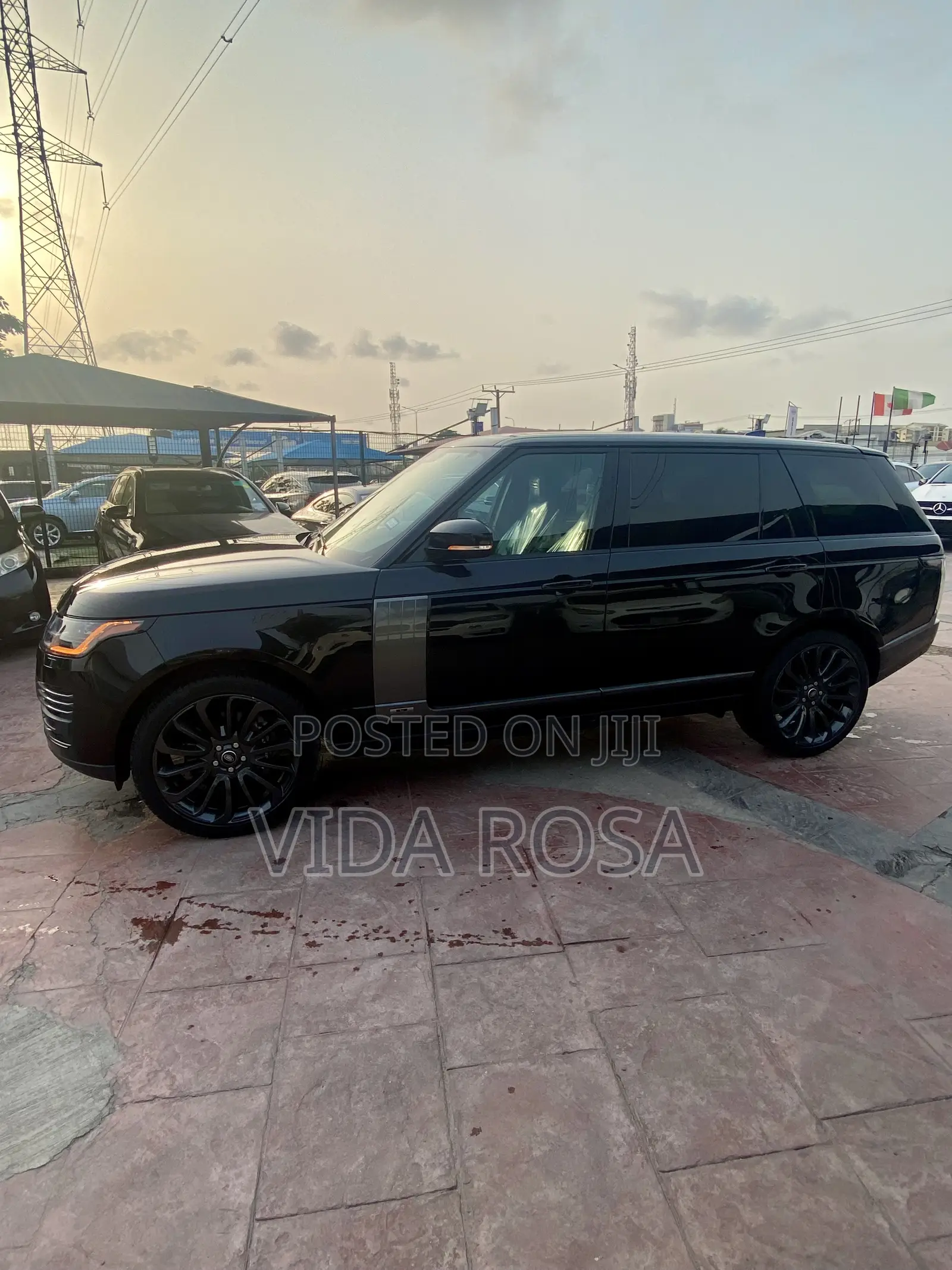 Land Rover Range Rover 5.0L Supercharged Autobiography LWB 2018 Black