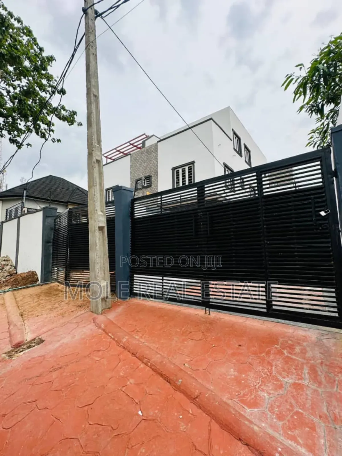 Furnished 4bdrm Duplex in Magodo, GRA Phase 1 for sale