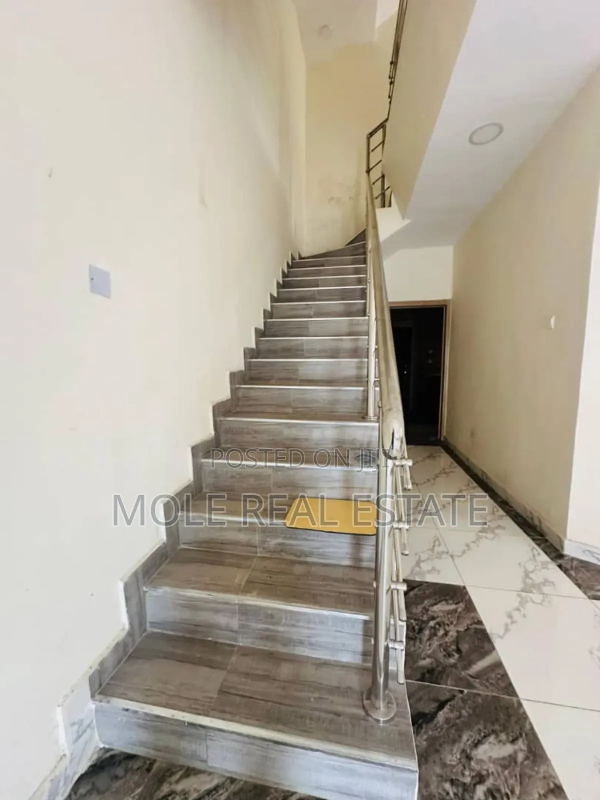 Furnished 4bdrm Duplex in Magodo, GRA Phase 1 for sale