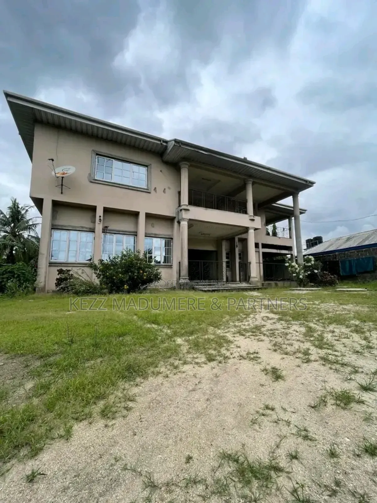 6bdrm Duplex in Origwe By Rumuesara, Port-Harcourt for sale