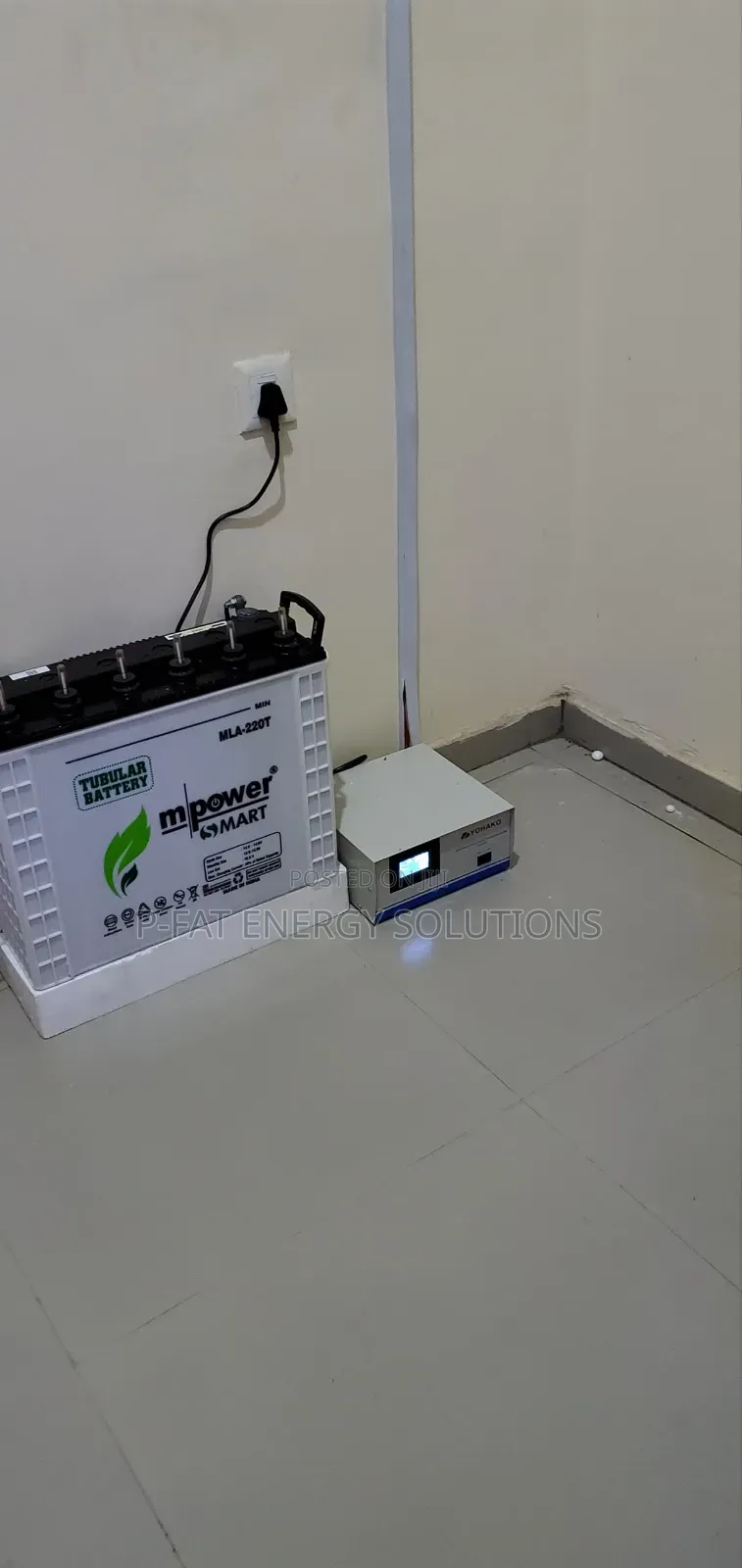 Strong 1kva Yohako Inverter 220ah Turbular Battery for Homes