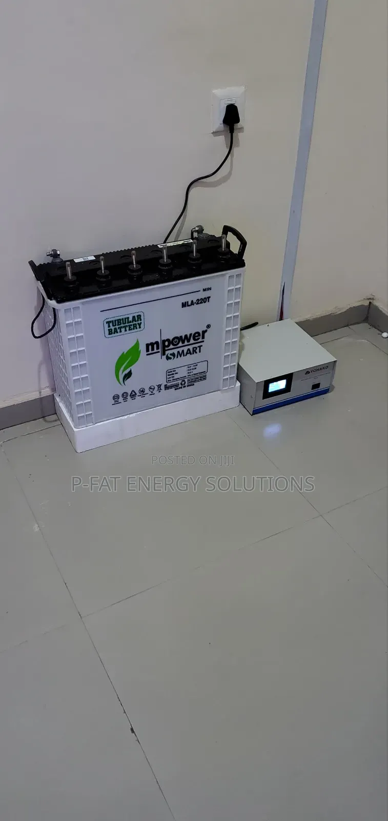 Strong 1kva Yohako Inverter 220ah Turbular Battery for Homes