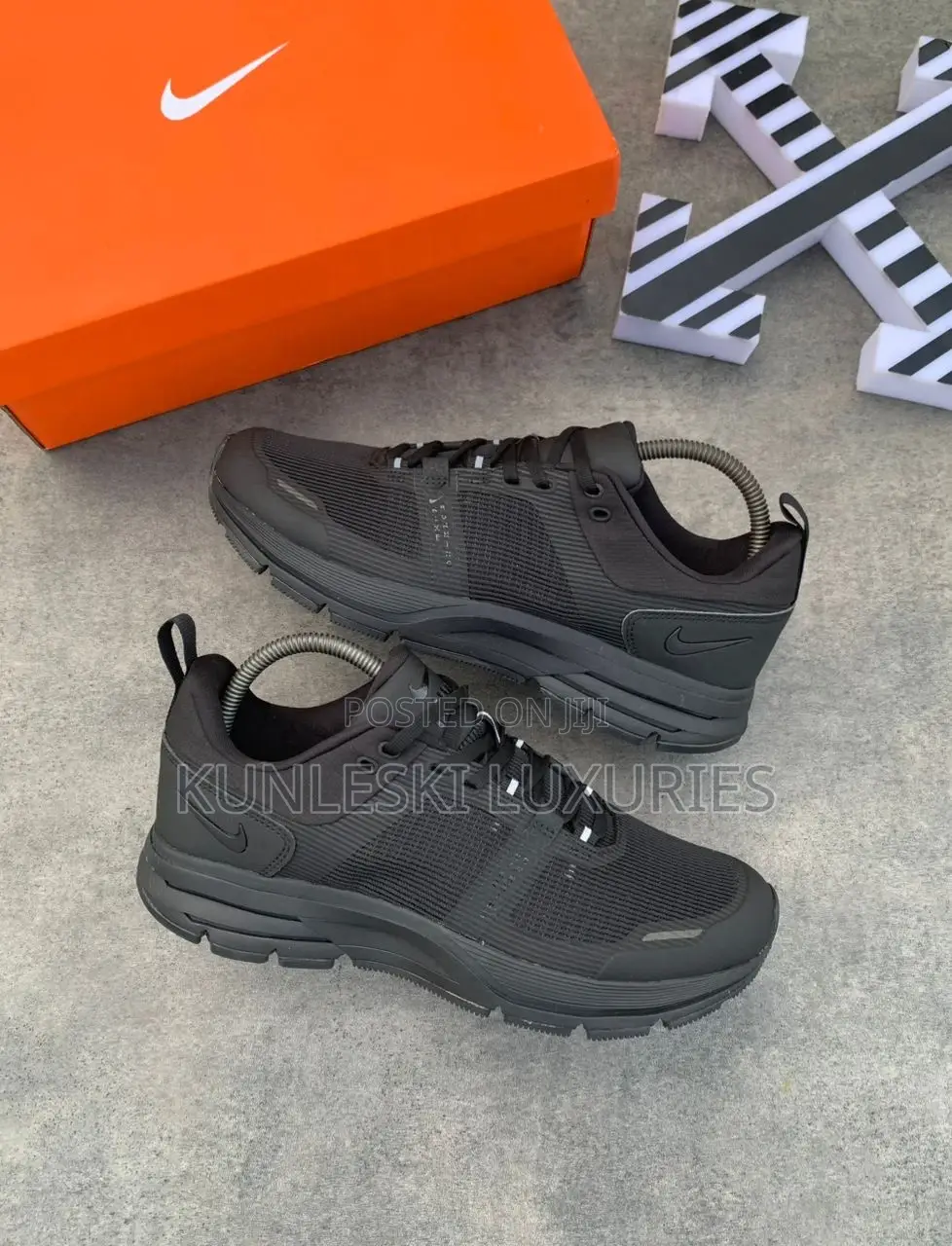 Original Nike Zoom Structure Running Sneakers in 2 Colorways