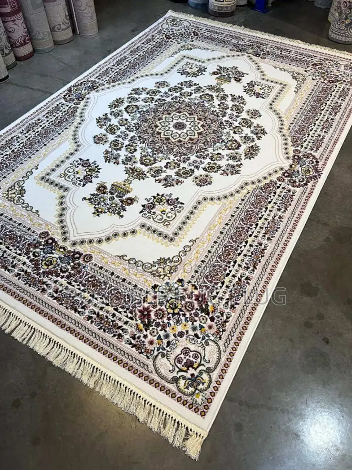 Quality Arabian Center Rug
