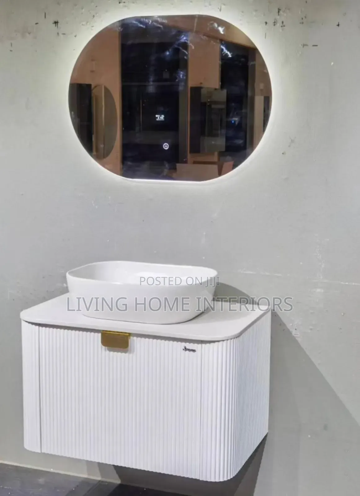 Luxury Luxury Bathroom and Dining Cabinet Basin With Mirror