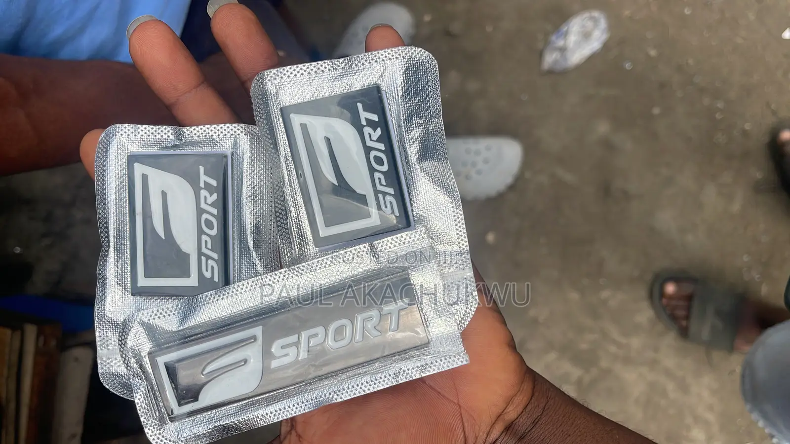 Toyota Lexus Body Logo ( Body Spare Parts)