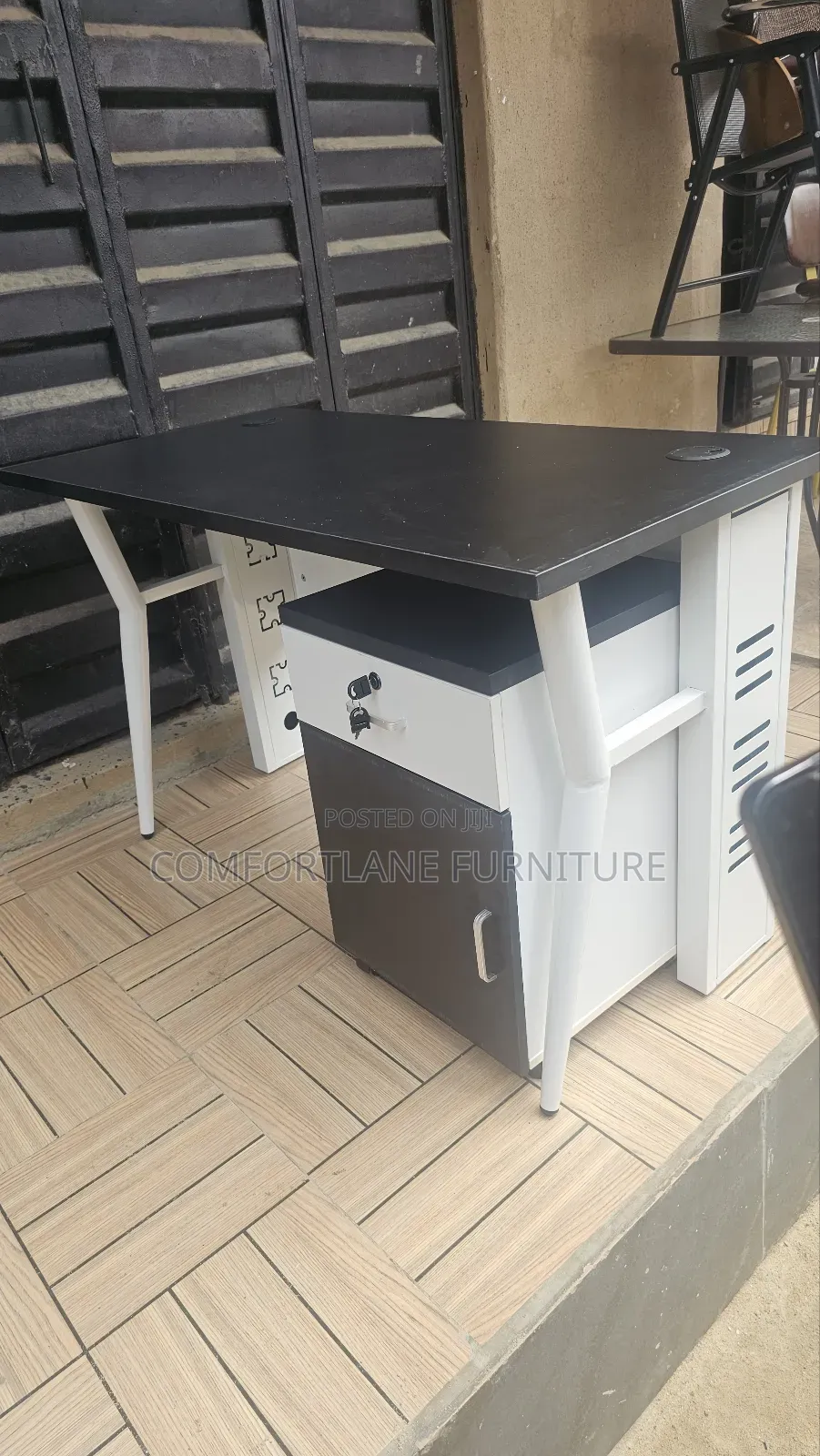 Office Table (1.2 Meters)