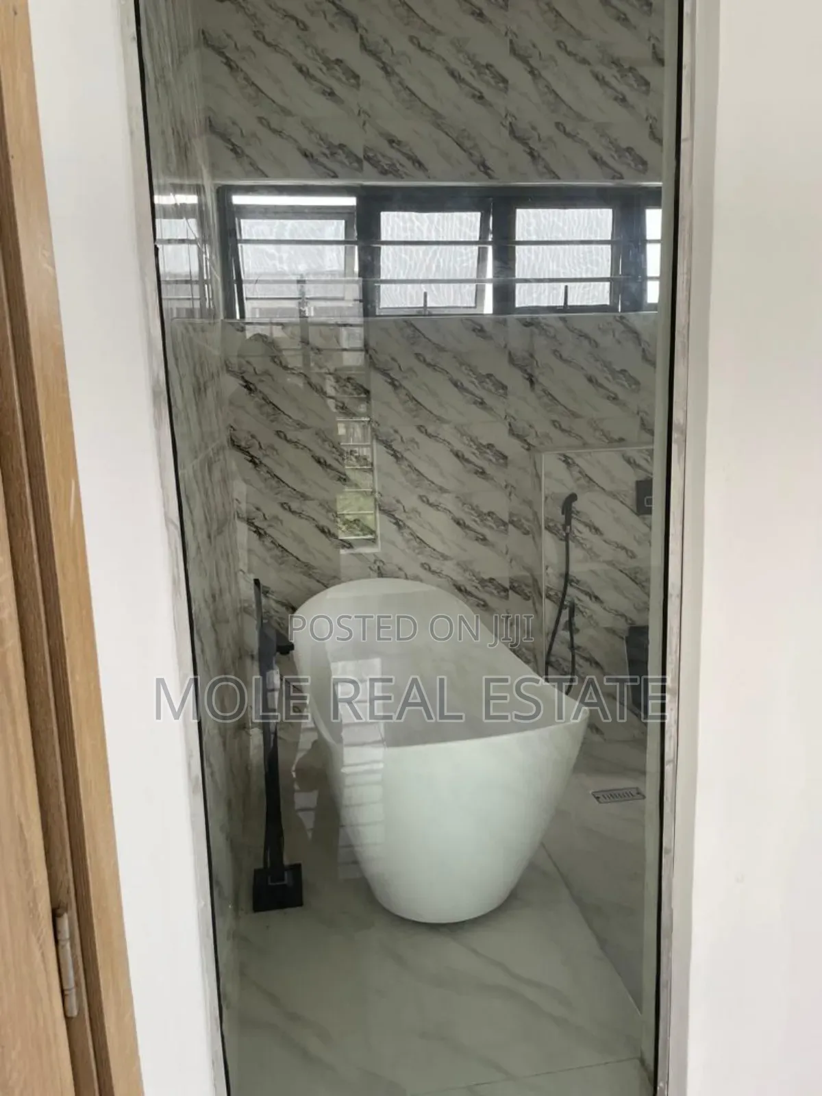 Furnished 4bdrm Duplex in Signature Estate, Ikota for sale