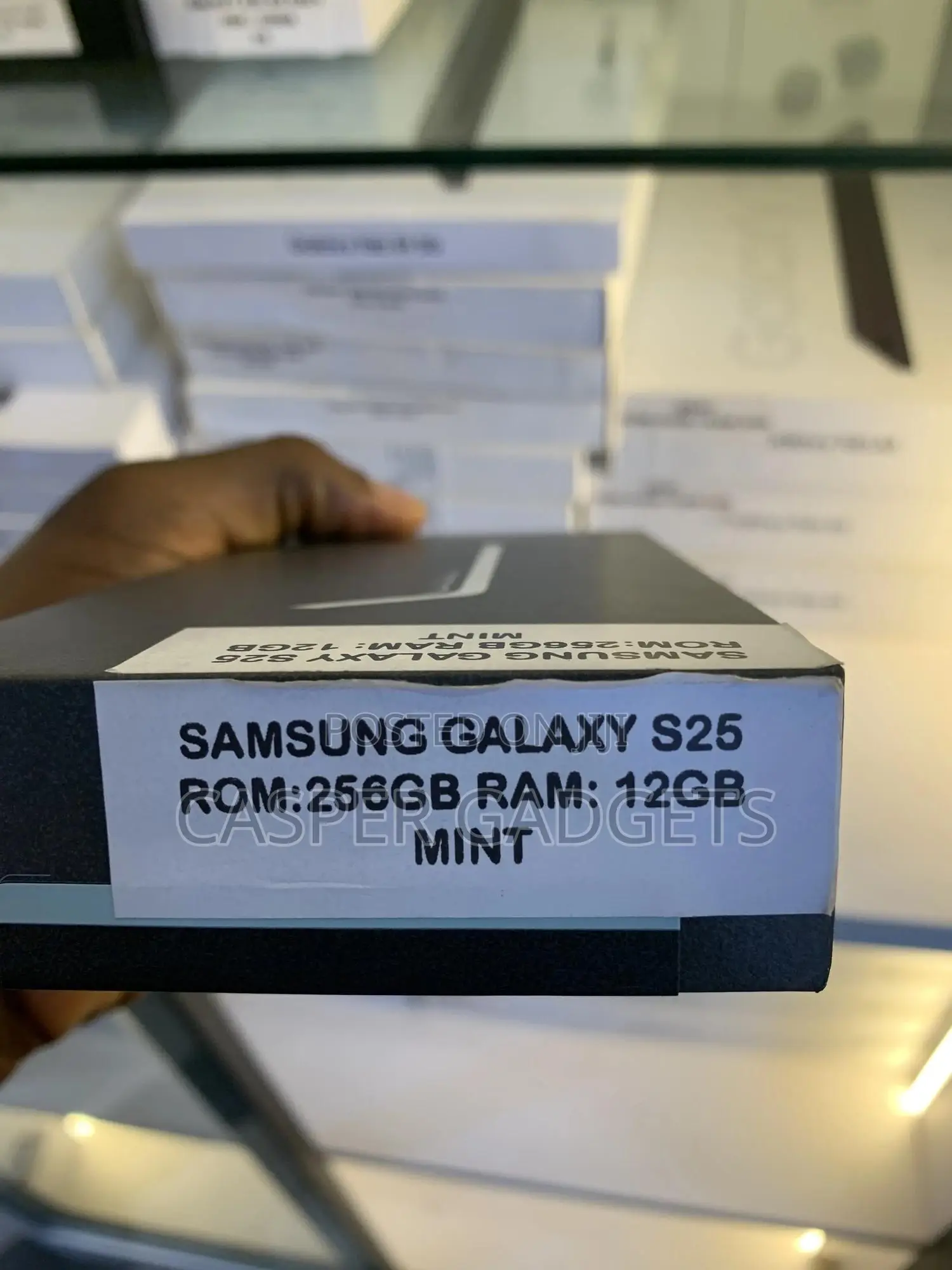 New Samsung Galaxy S25 256 GB