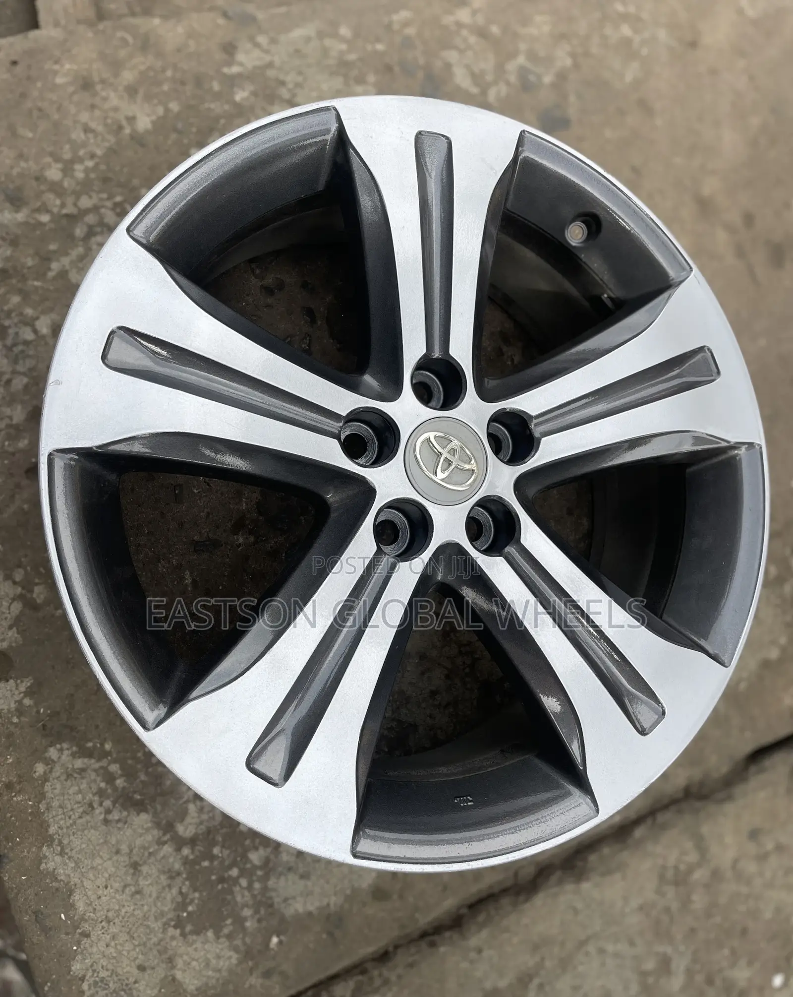 19” Inch Rim Oem For 2012 Toyota Highlander