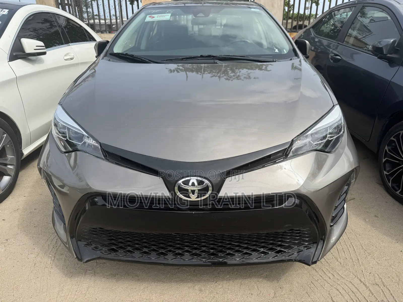 Toyota Corolla LE Premium 4dr Sedan (1.8L 4cyl CVT) 2016 Gray