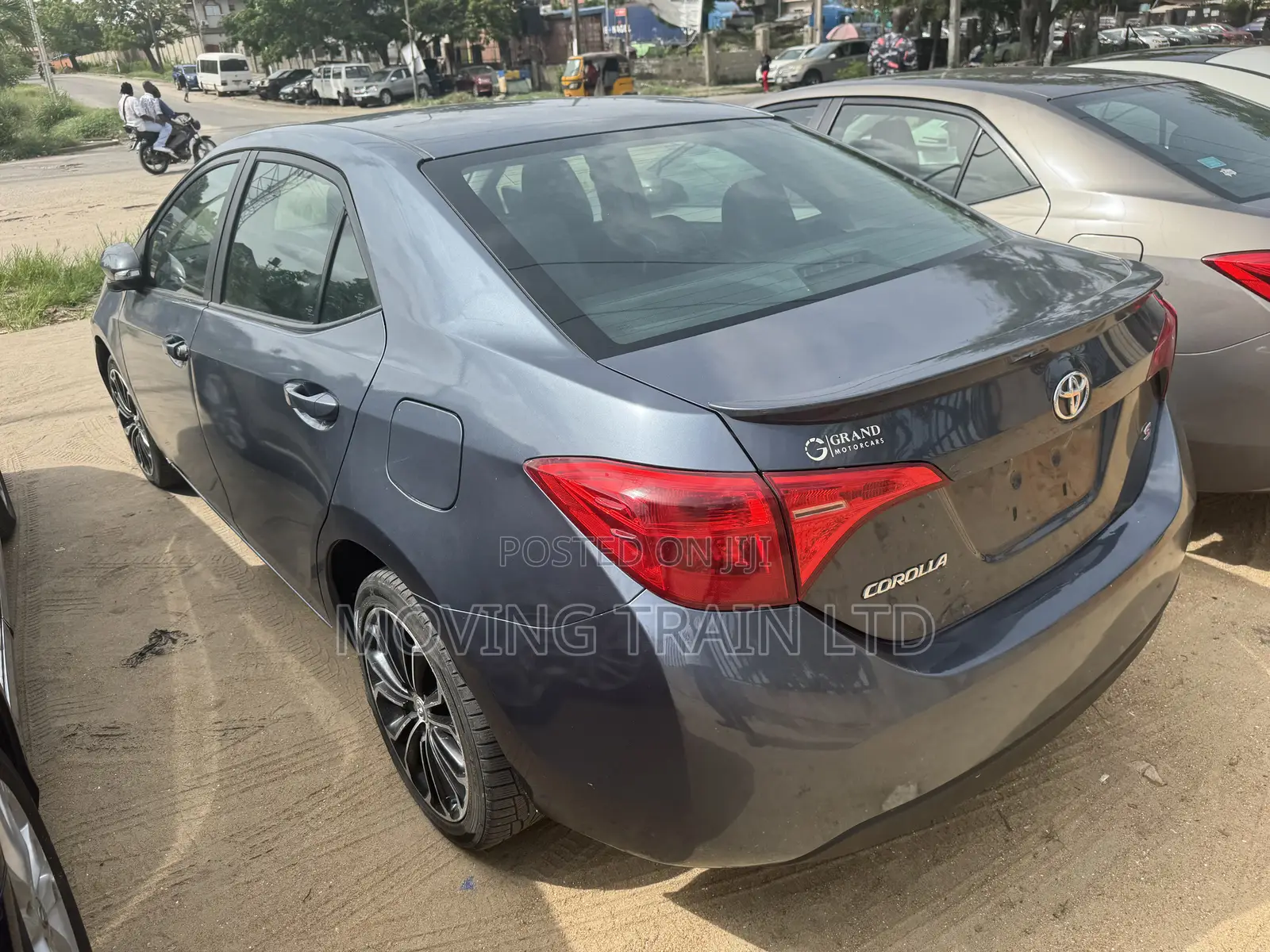 Toyota Corolla LE Premium 4dr Sedan (1.8L 4cyl CVT) 2016 Blue