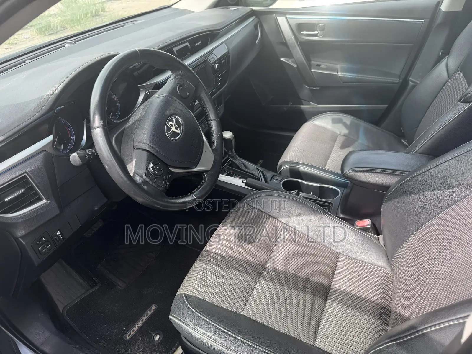 Toyota Corolla LE Premium 4dr Sedan (1.8L 4cyl CVT) 2016 Blue