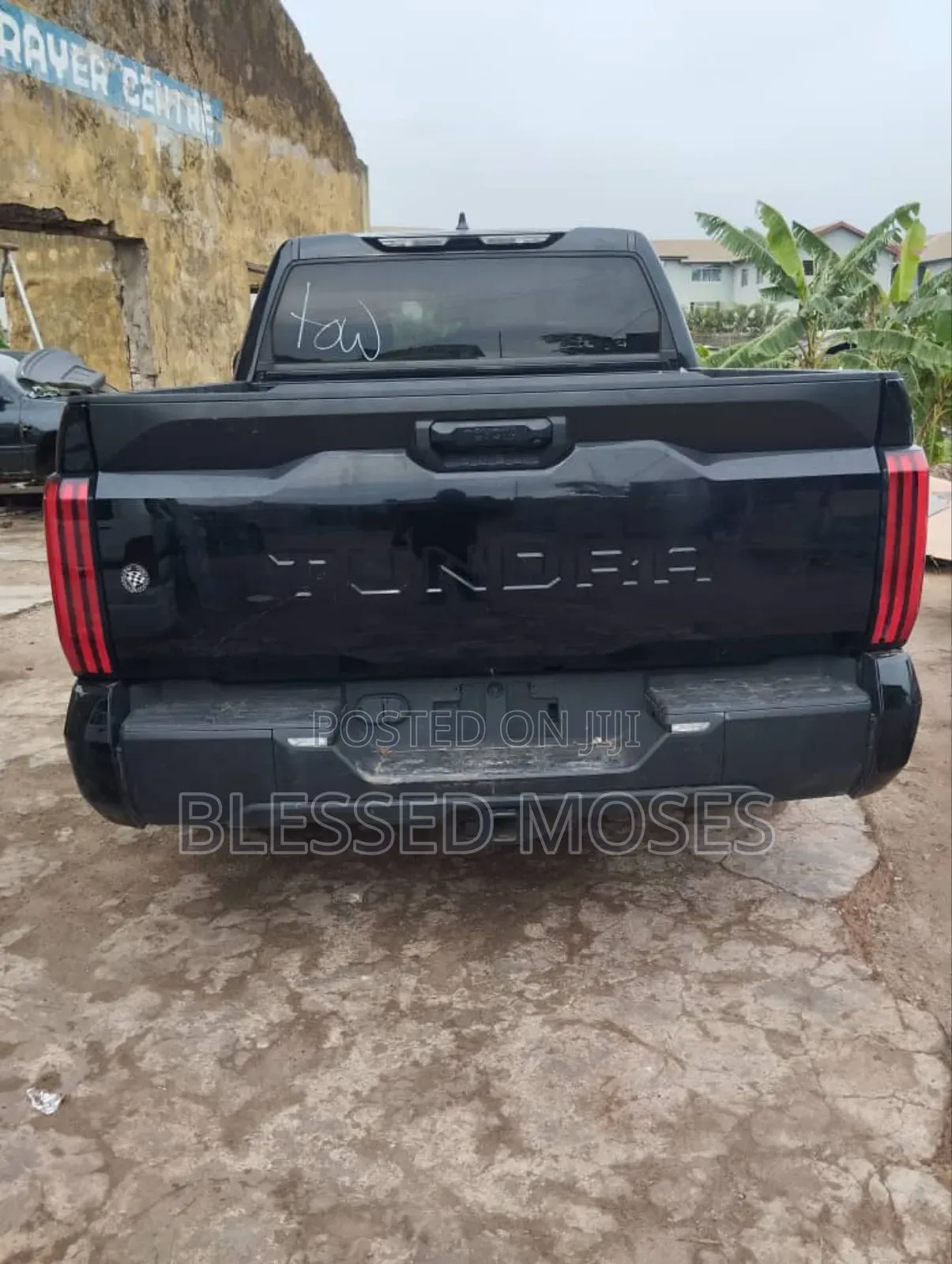 Toyota Tundra 2024 Back Bucket Cover Automatic