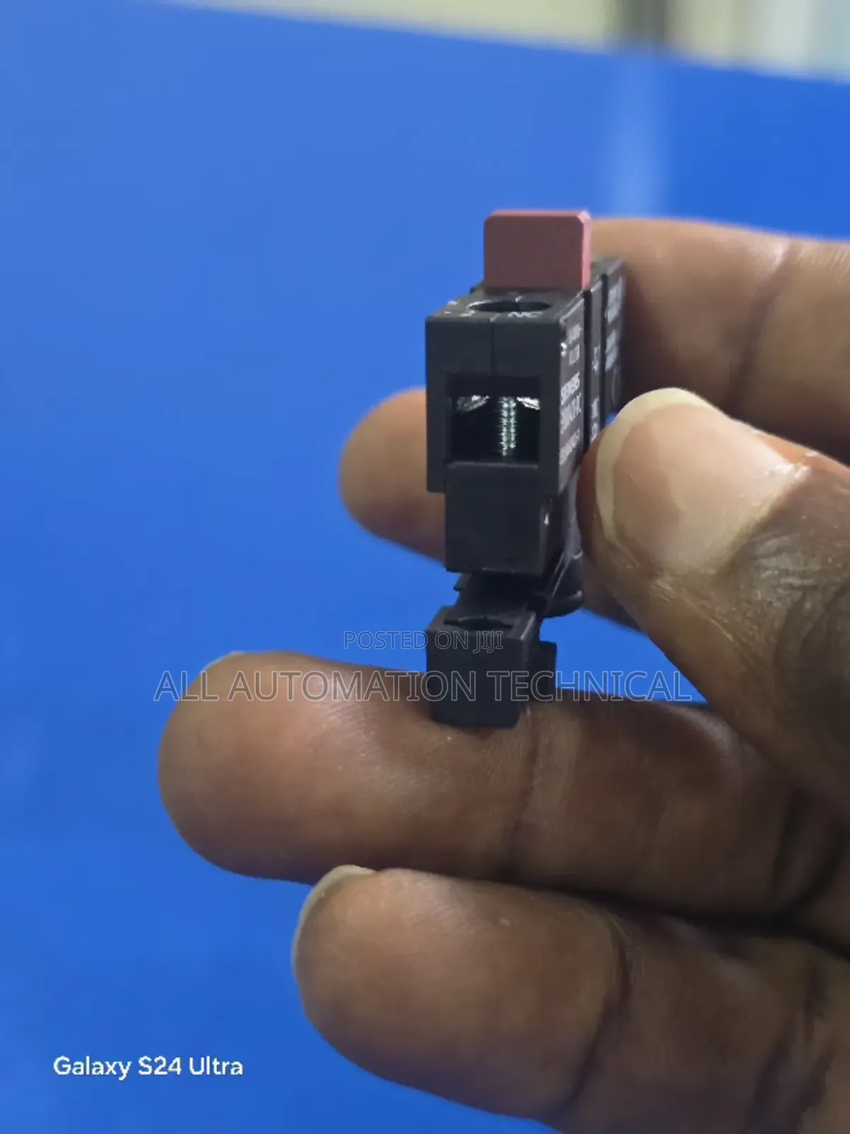 Siemens 3sb3420-Oc | 22mm Contact Block With 1 Contact Element Screw
