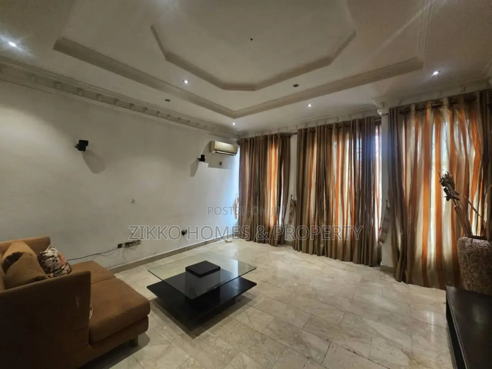 5bdrm Duplex in Ikoyi for sale