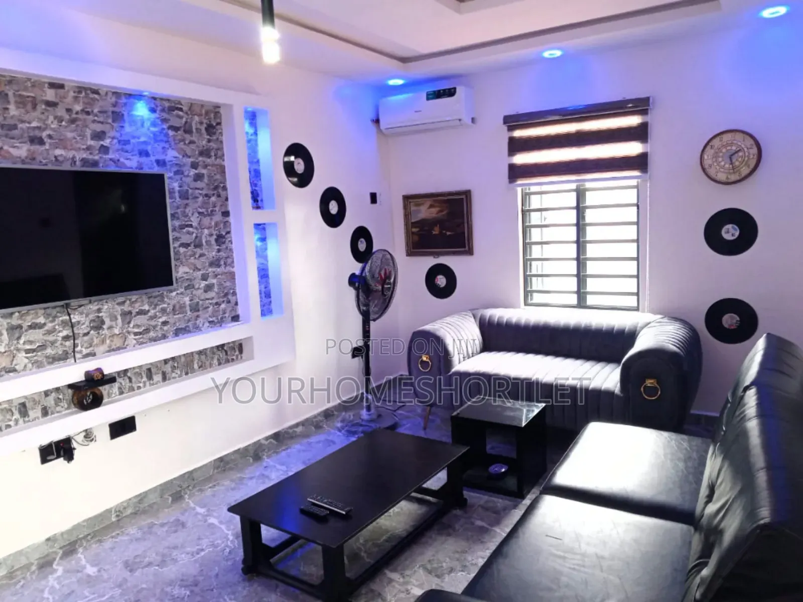 2 Bedroom Self Compound With Pool That Allows Get Together