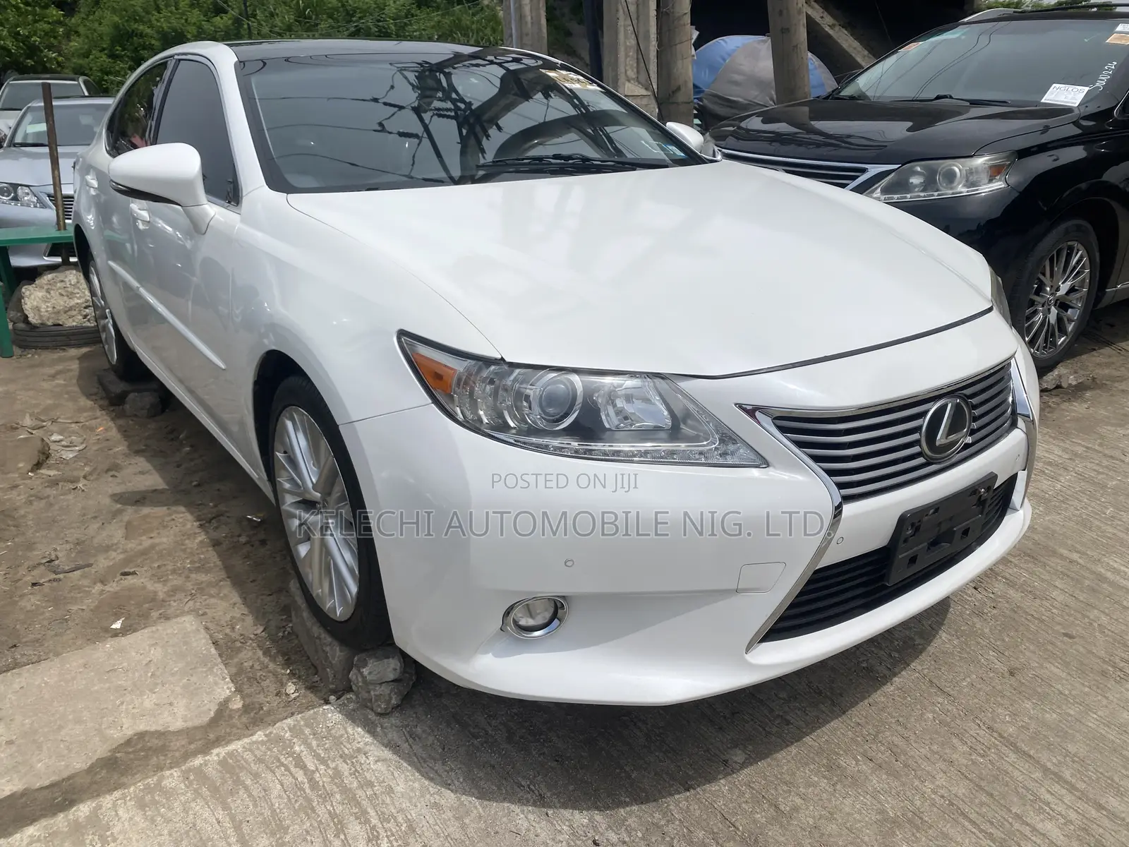 Lexus ES 350 FWD 2014 White