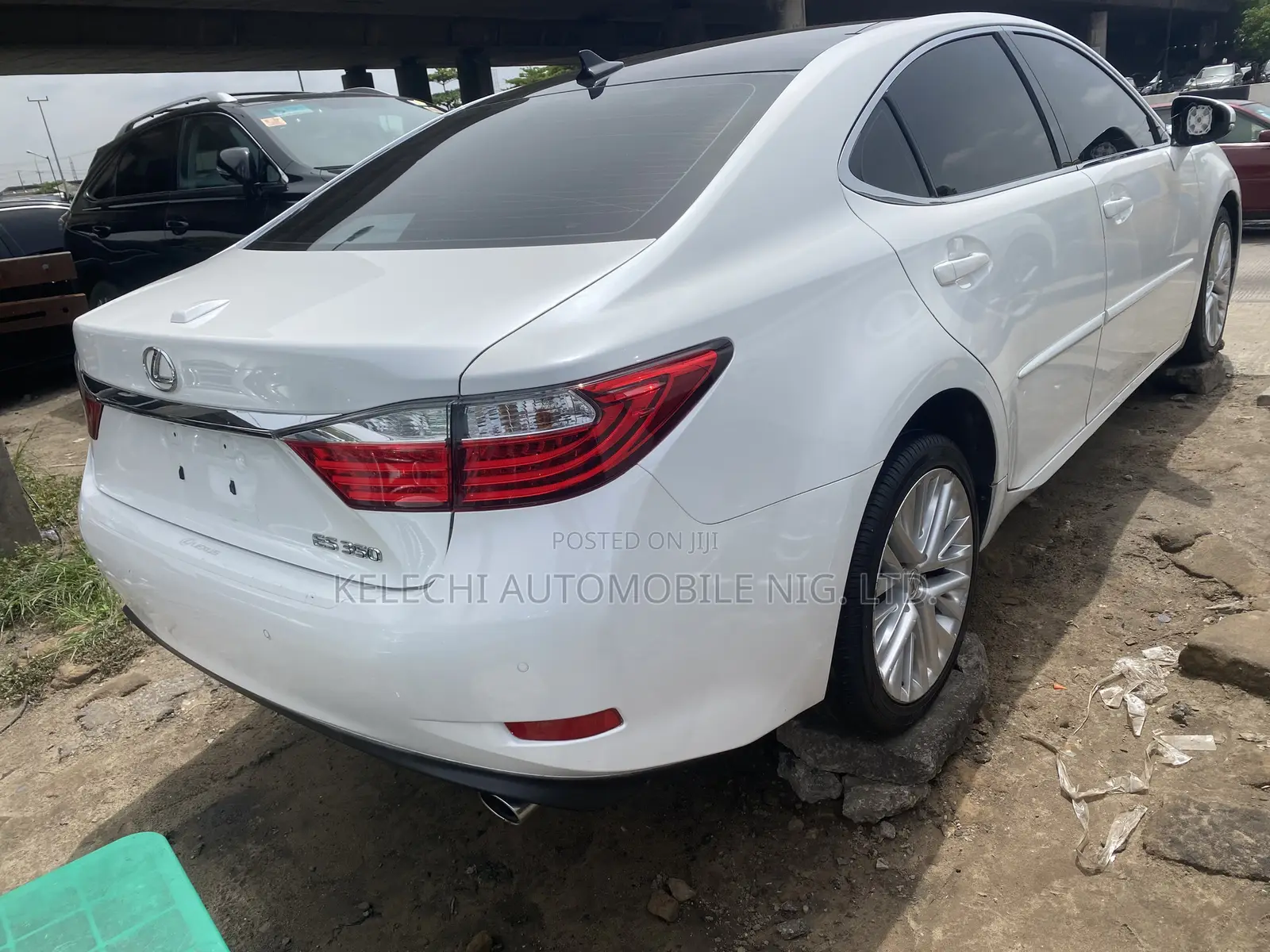 Lexus ES 350 FWD 2014 White