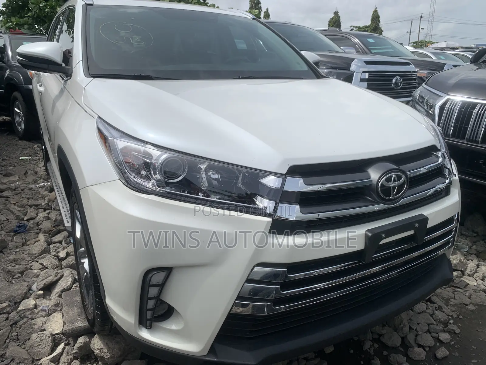 Toyota Highlander Limited 4dr SUV AWD (3.5L 6cyl 6A) 2015 White