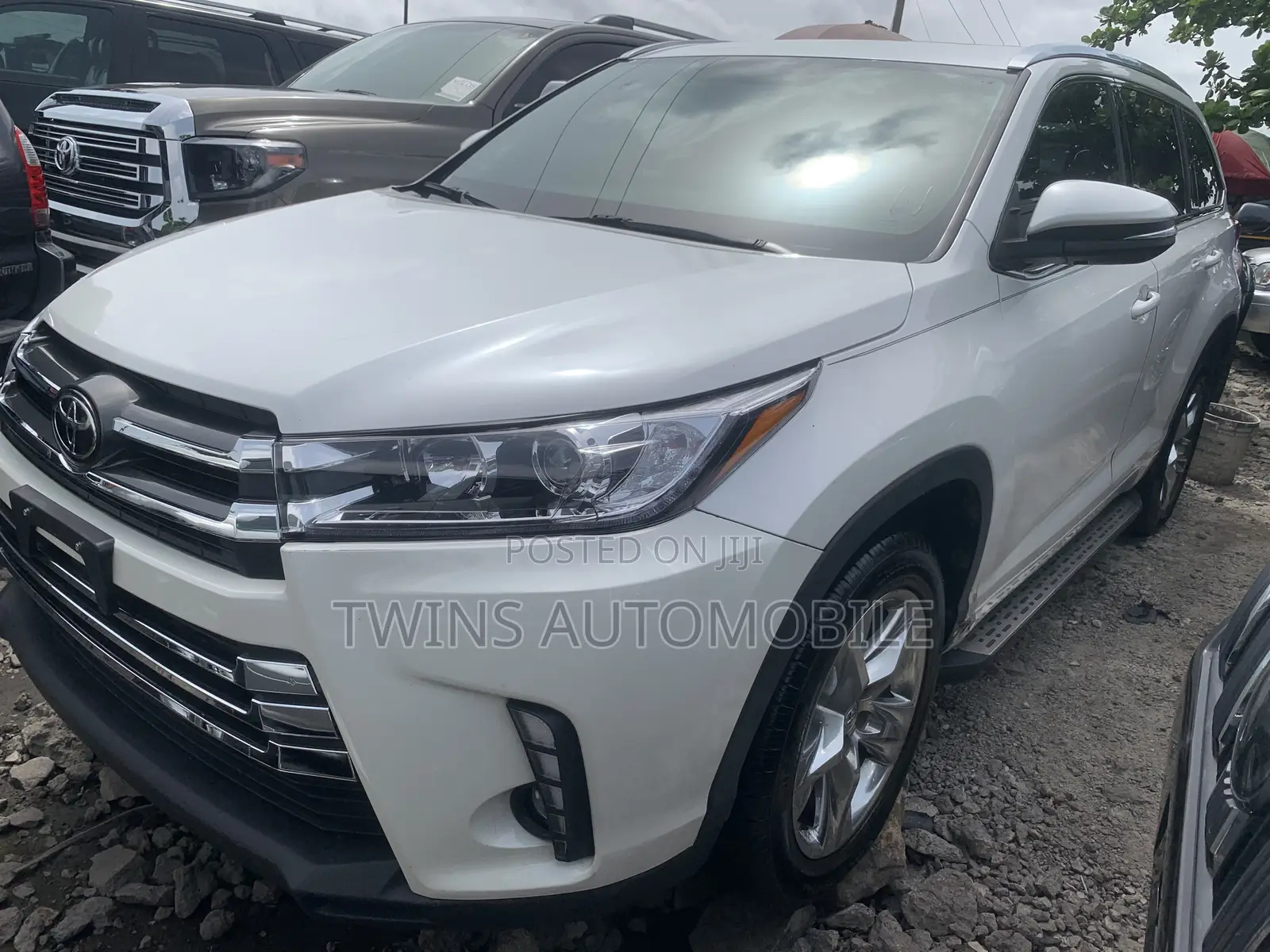 Toyota Highlander Limited 4dr SUV AWD (3.5L 6cyl 6A) 2015 White