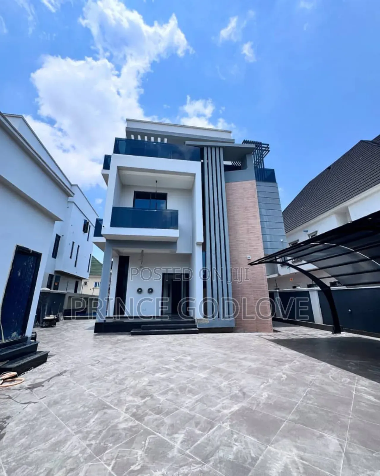 5bdrm Duplex in Apo Resettlement for sale