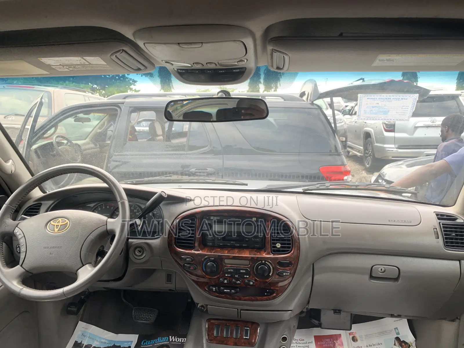 Toyota Sequoia Limited 4dr SUV 4WD (4.7L 8cyl 5A) 2007 Silver