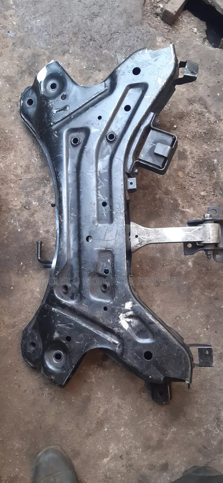 Front Beam Kia Sportage 2013