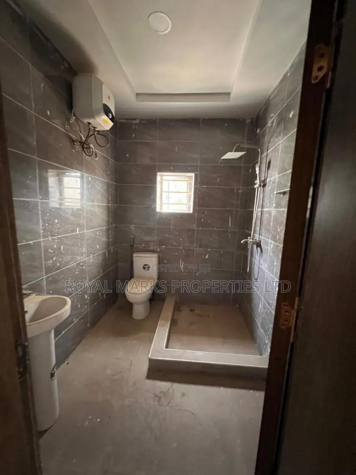 Furnished 4bdrm Duplex in Katampe (Main) for sale