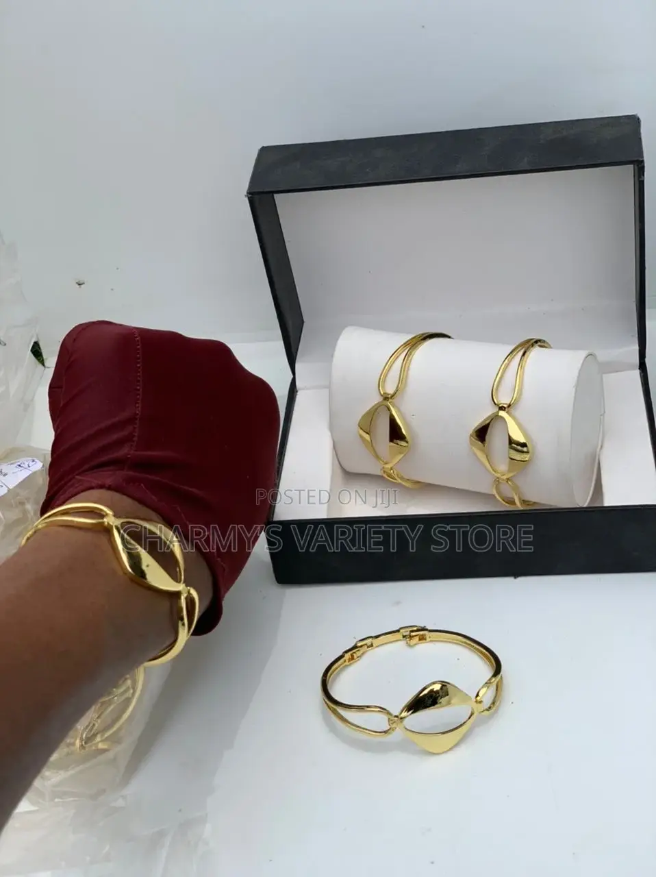 Quality Non Tarnish/Non Fading Gold Bracelet