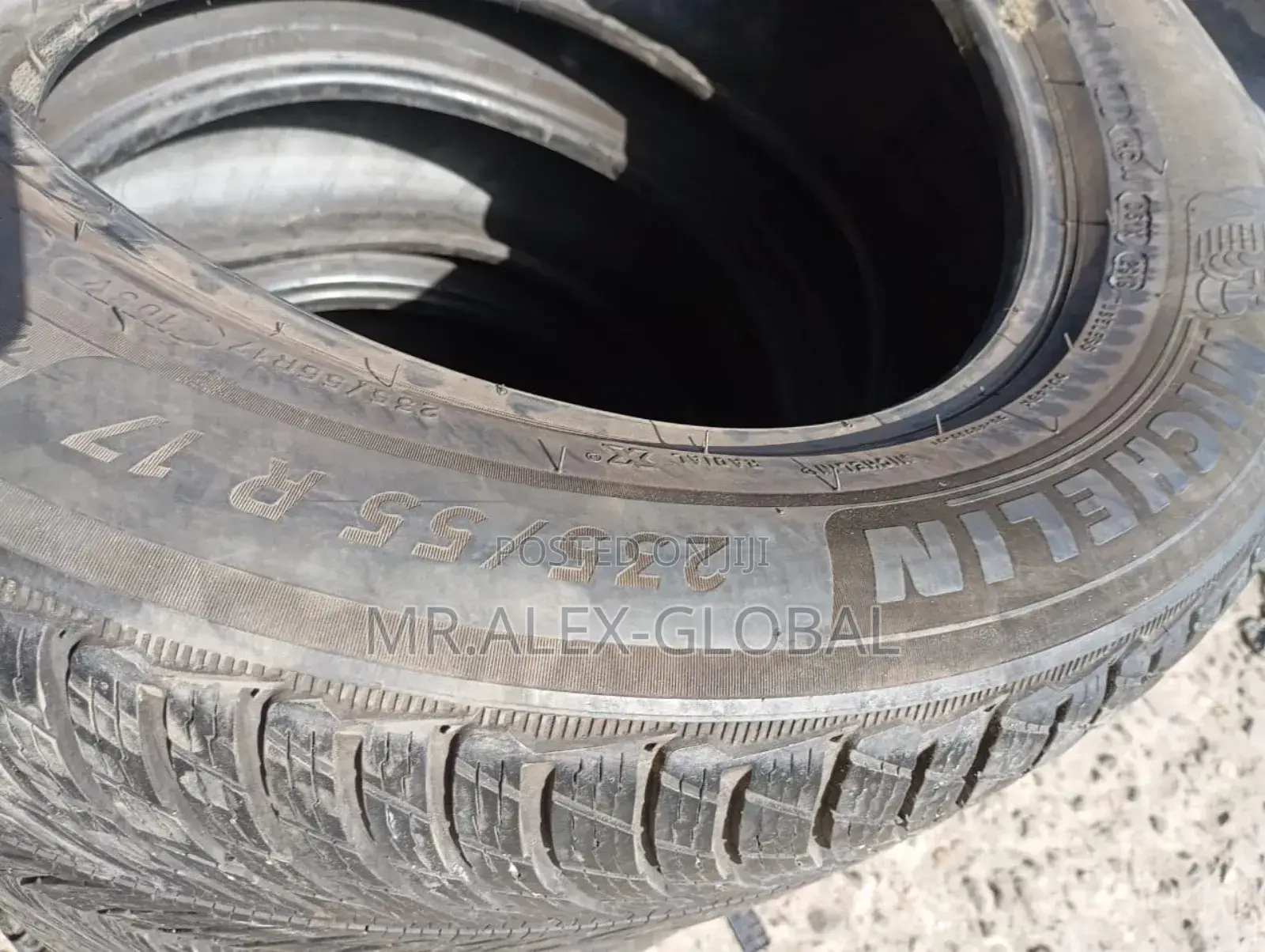 235/55/17 Michelin