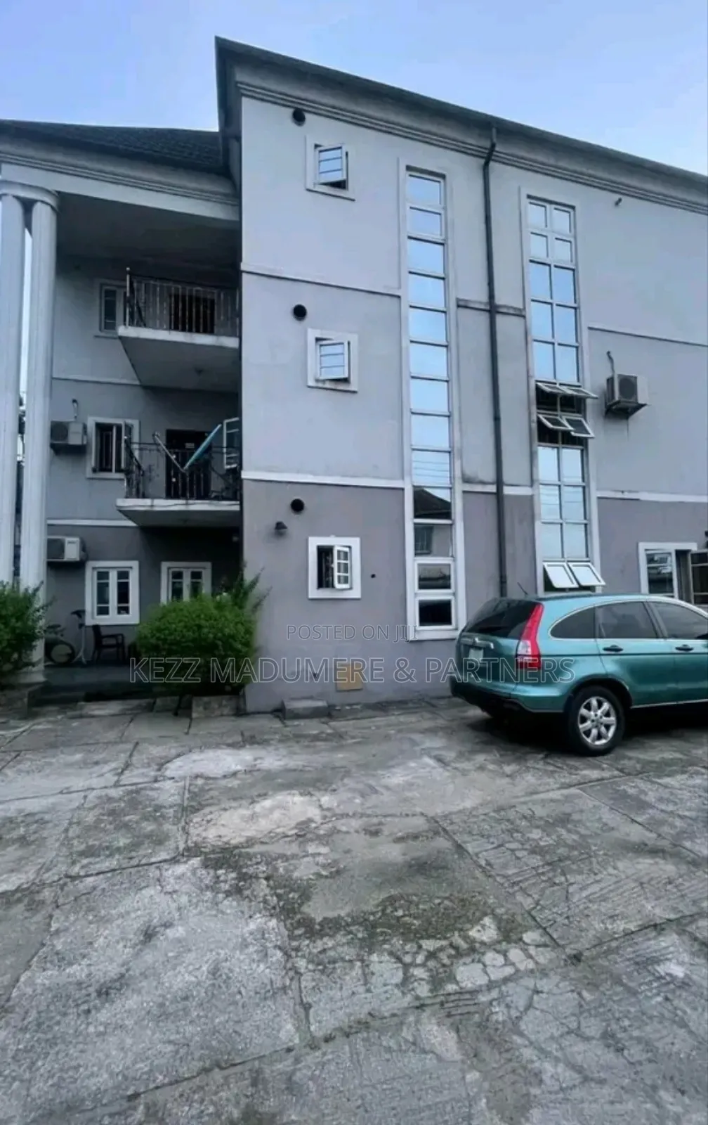 12bdrm Duplex in Shell Cooperative for sale