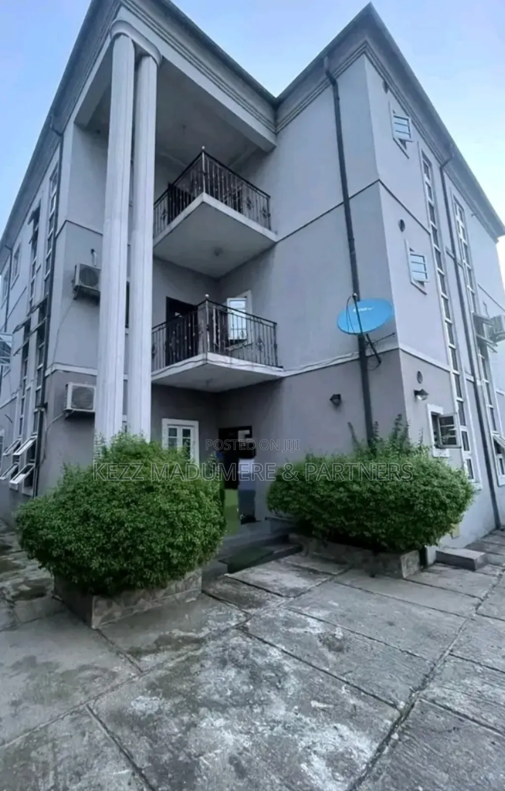 12bdrm Duplex in Shell Cooperative for sale